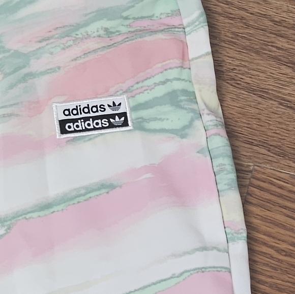 Adidas NWT track running swishy parachute pants XS 32 marble athletic joggers‎ - Picture 2 of 7